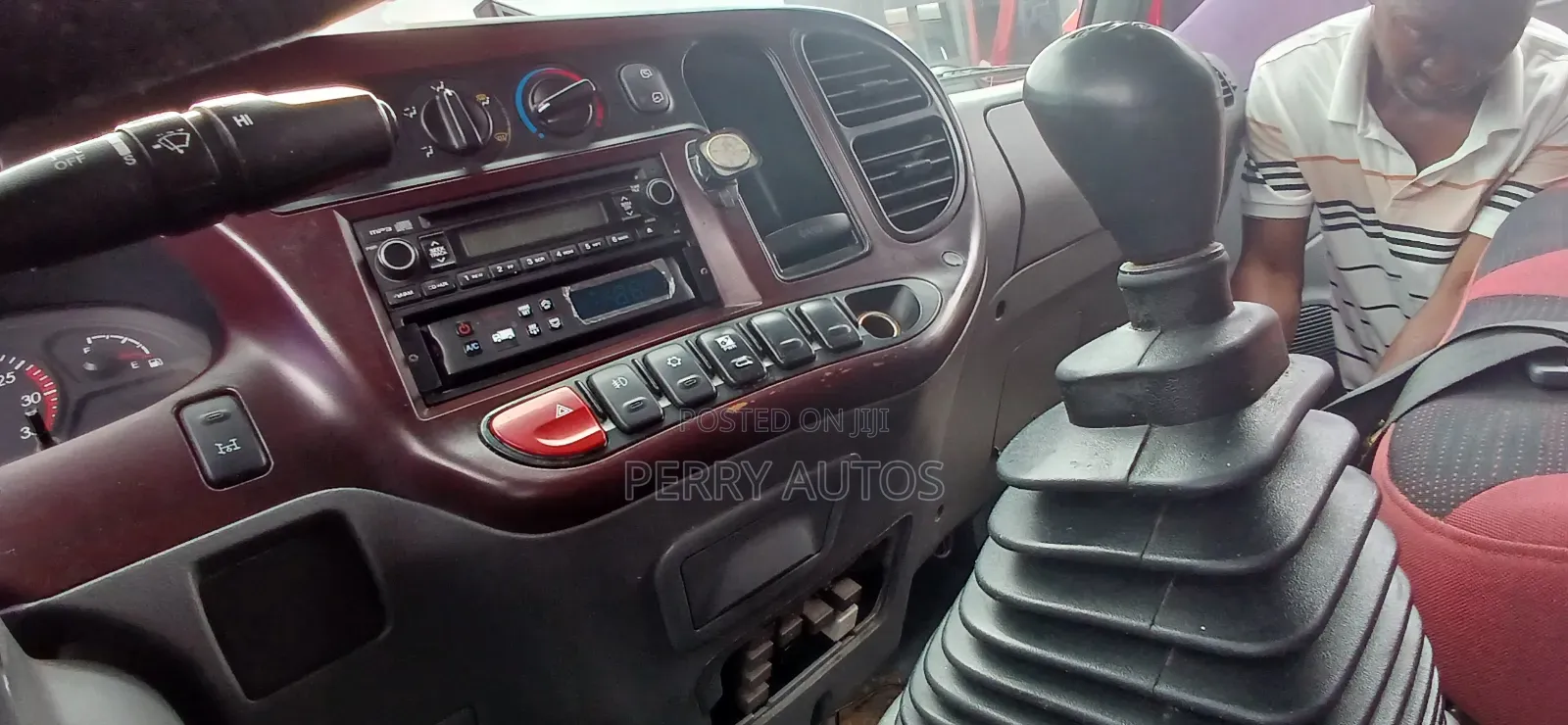 Clean Hyundai Mighty 2013 Model