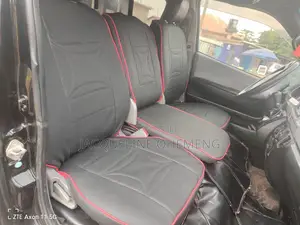 Toyota HiAce 2015 Black