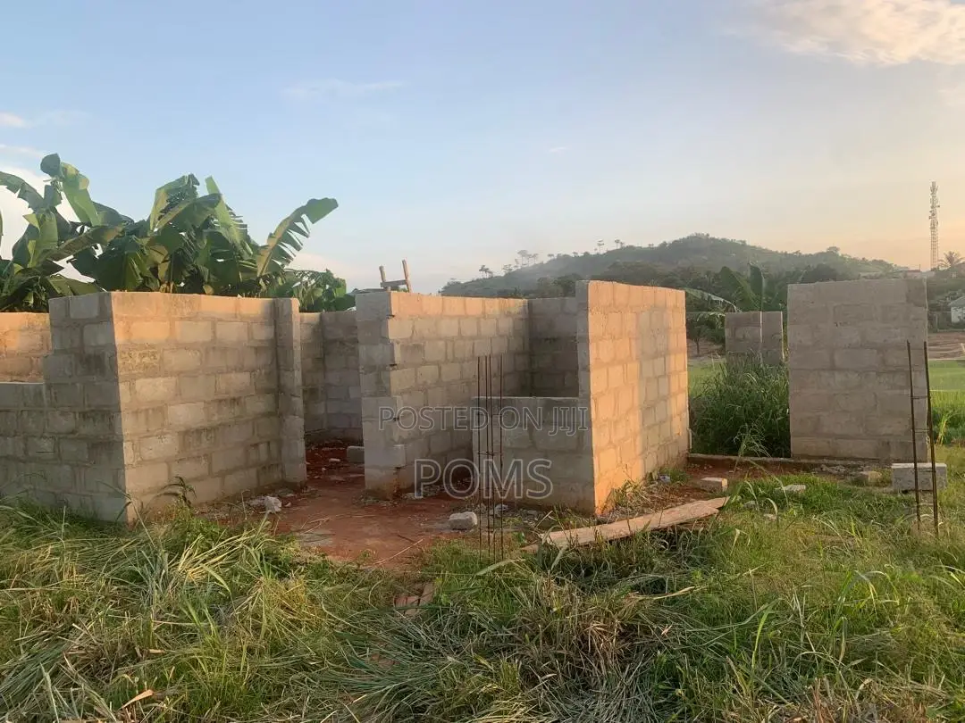 2bdrm Apartment in Atwima Nwabiagya for sale