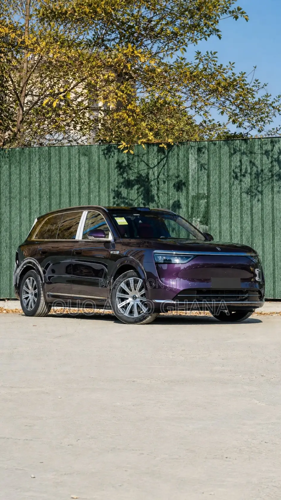 AITO M8 2025 Purple