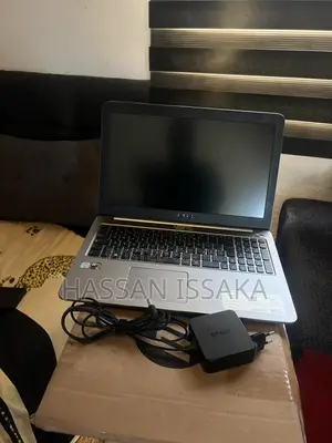 Laptop Asus K50IJ 12GB Intel Core i7 HDD 500GB