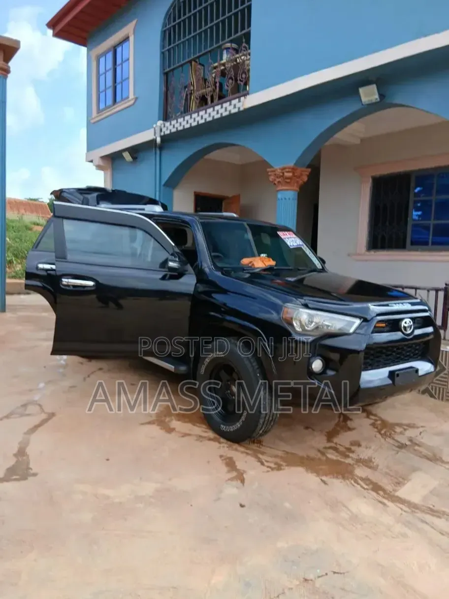 Toyota 4-Runner SR5 4x4 Premium 2018 Black