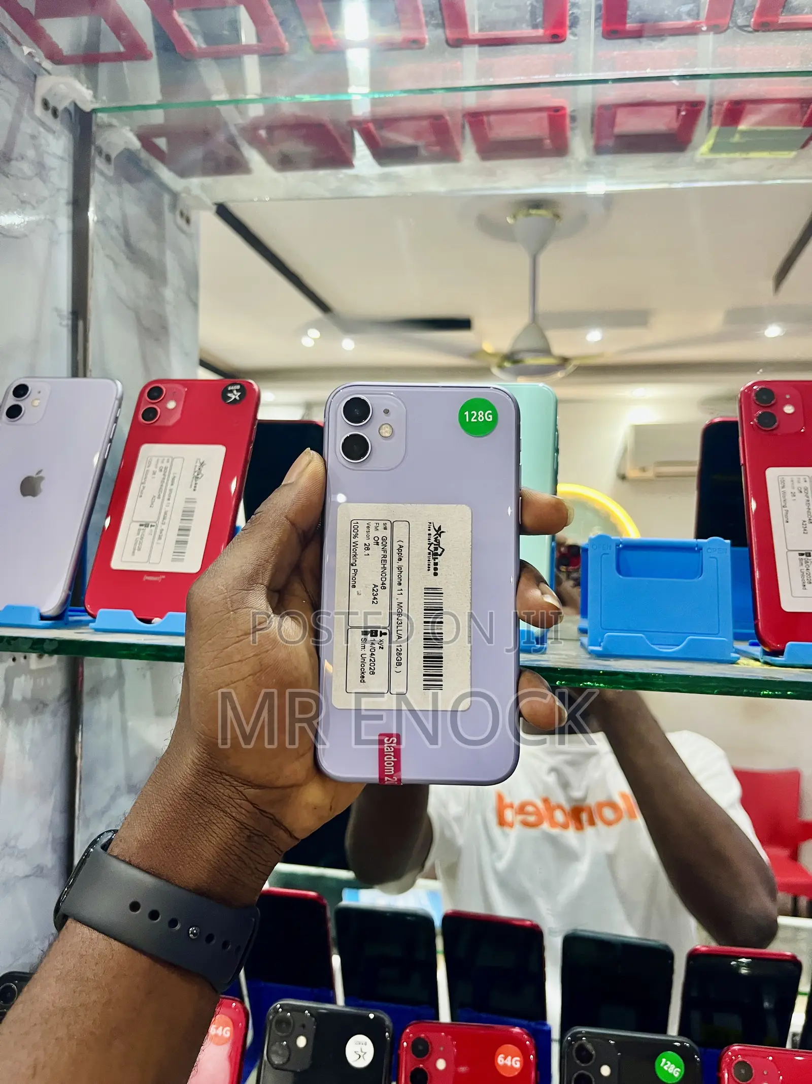 New Apple iPhone 11 128 GB Purple