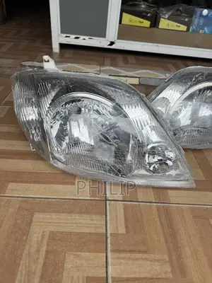 Toyota Corolla Sedan 2005 Japan Headlight