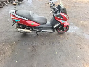 Kymco 2016 Red