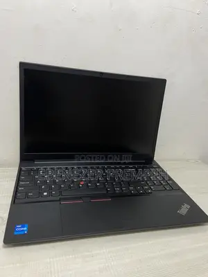 Laptop Lenovo ThinkPad T15 Gen1 16GB Intel Core i5 SSD 256GB