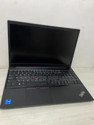 Laptop Lenovo ThinkPad T15 Gen1 16GB Intel Core i5 SSD 256GB