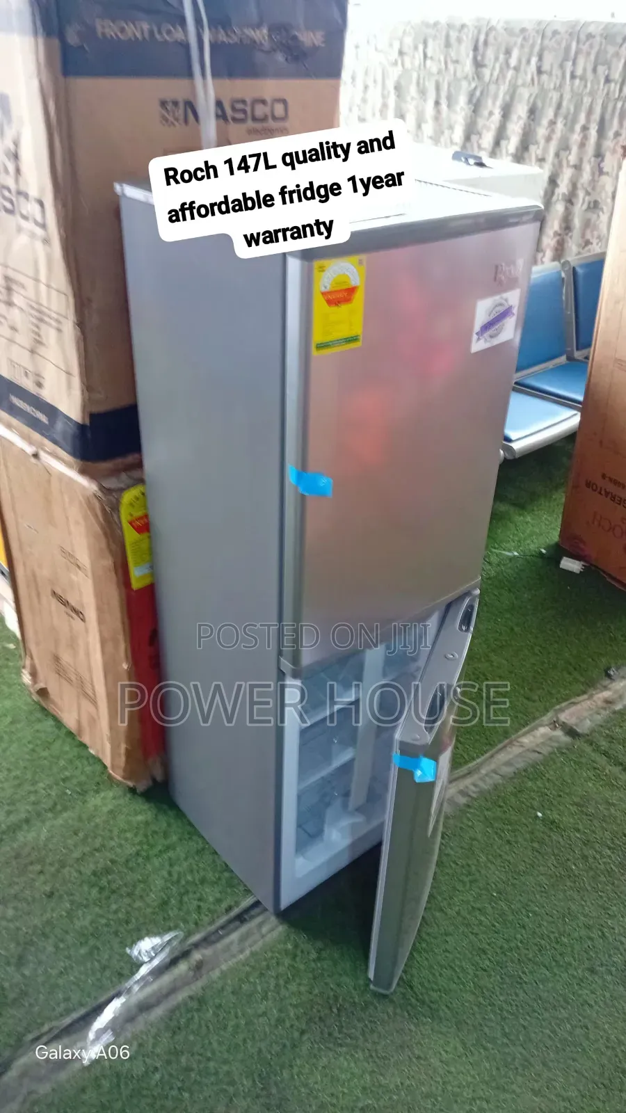 Affordable Boch Refrigerator With Spacious Freezer Compartment