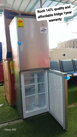 Affordable Boch Refrigerator With Spacious Freezer Compartment