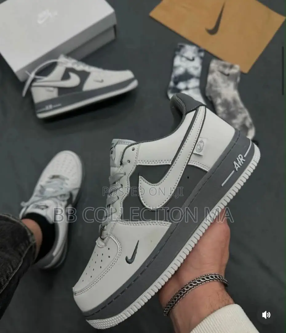 Nike Air Force 1 Low Sneakers