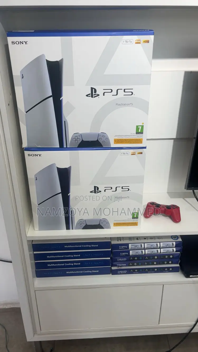 Play Station 5 Slim