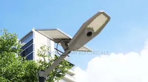 200Watts Solar Street Light With Remote Control and Radar Detector