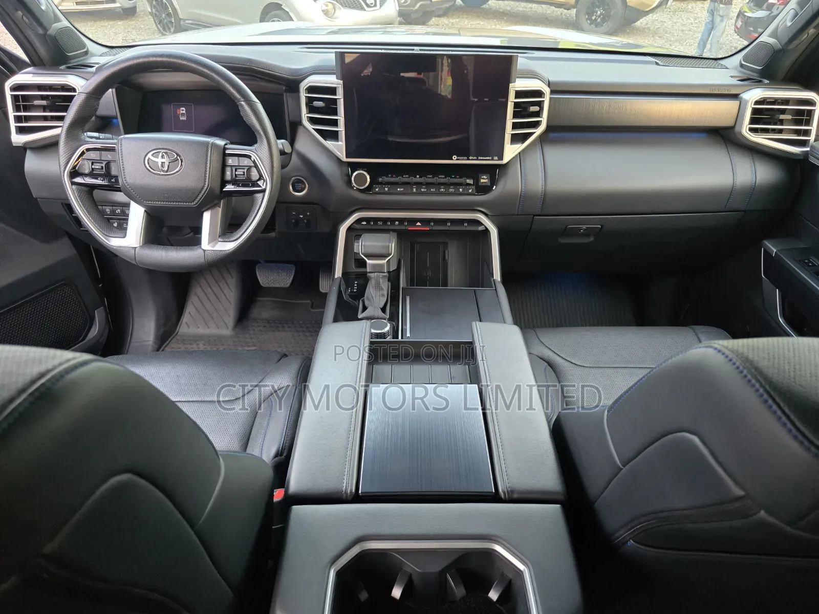 Toyota Tundra 2023 Gray