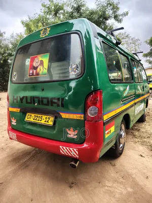 Hyundai H-100 2002 Green