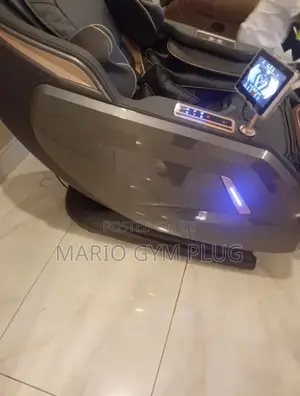 Massaging Chair With Wireless Charging