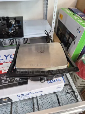 La Italia Panini Grill Maker – 2000 Watts