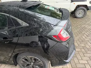 Honda Civic EX 4dr Hatchback (1.5L 4cyl) 2017 Black