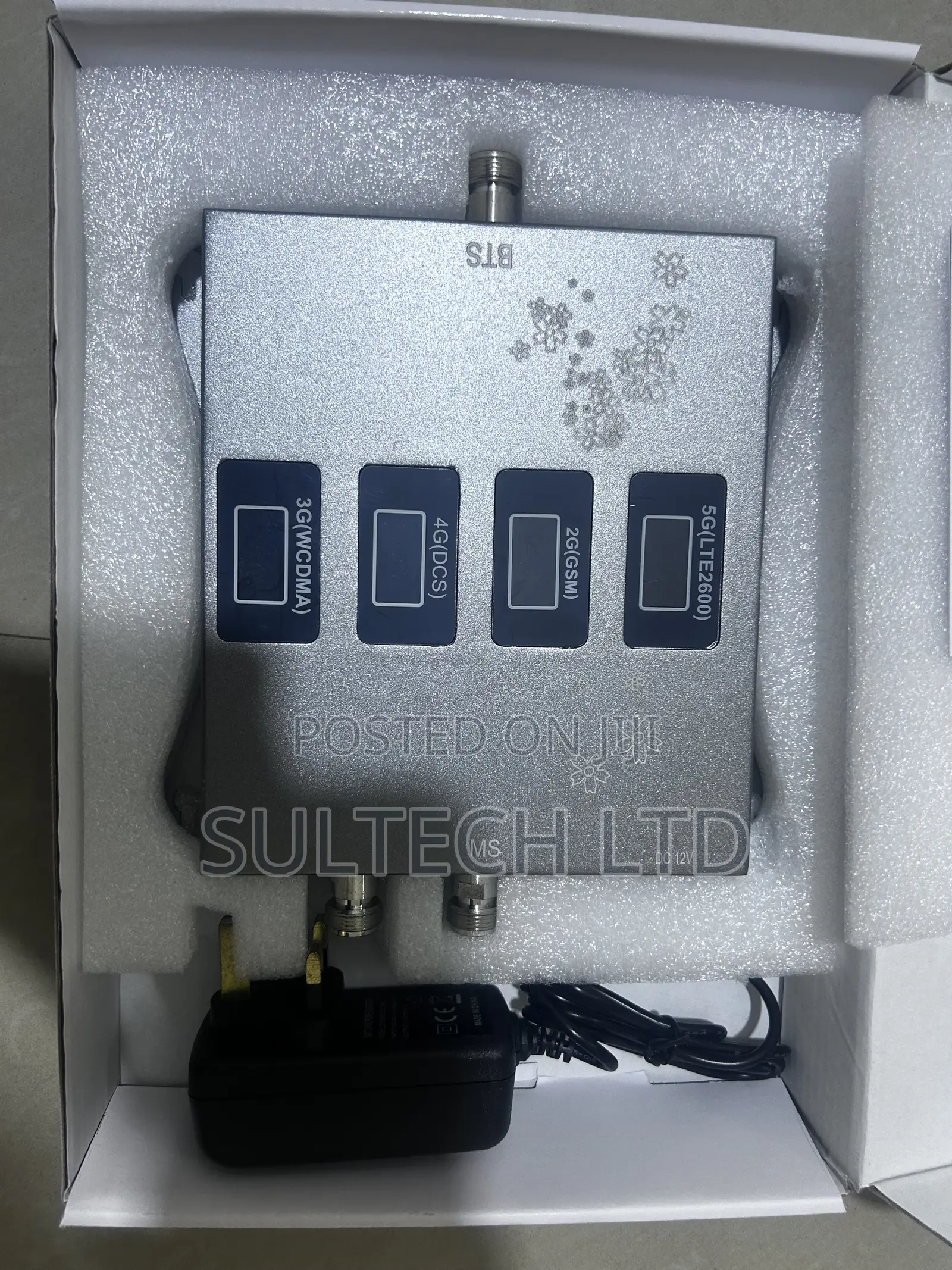 5-Band GSM Mobile Network Booster Repeater