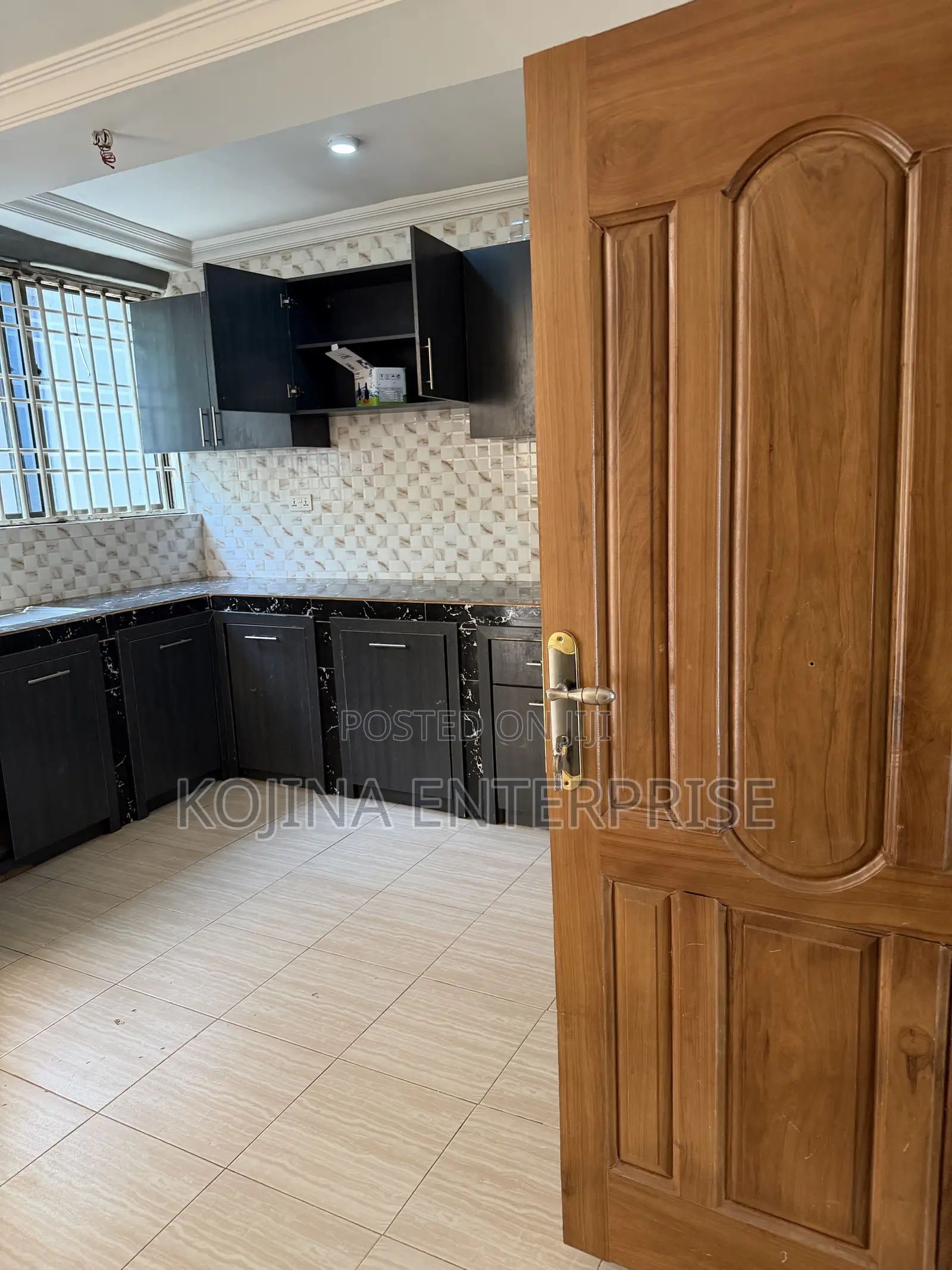 3bdrm Apartment in Atasomanso, Kumasi Metropolitan for rent