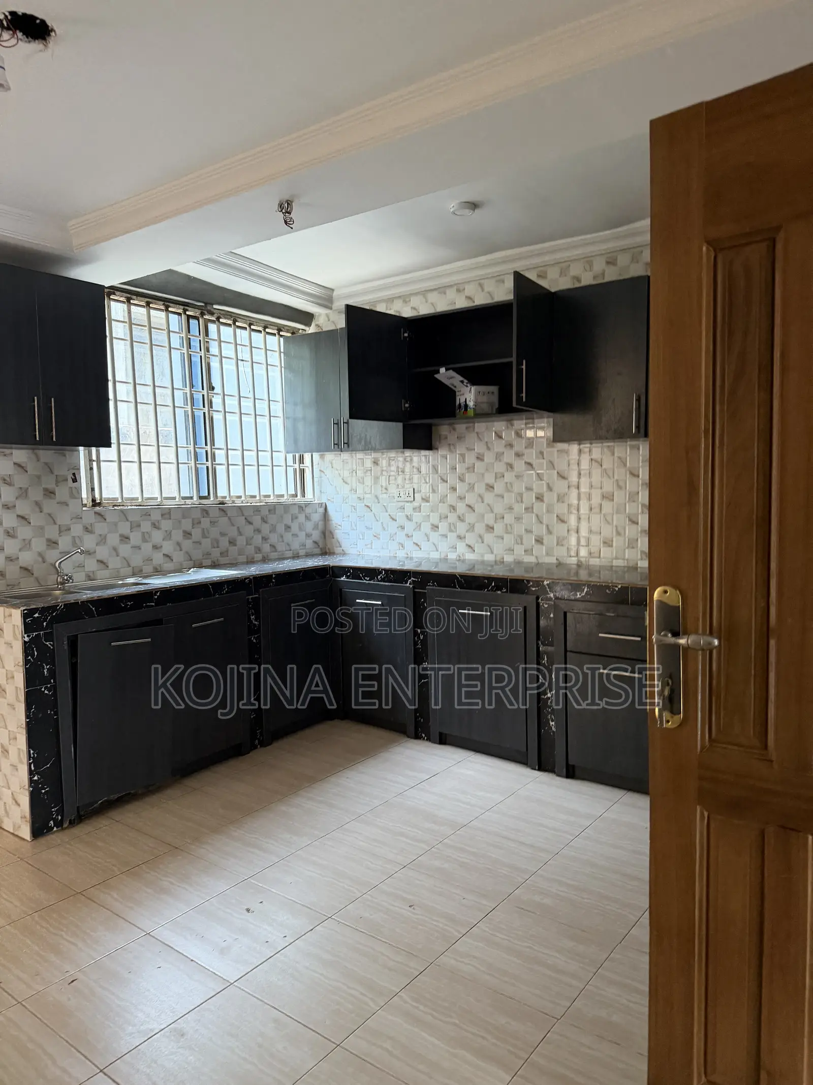 3bdrm Apartment in Atasomanso, Kumasi Metropolitan for rent