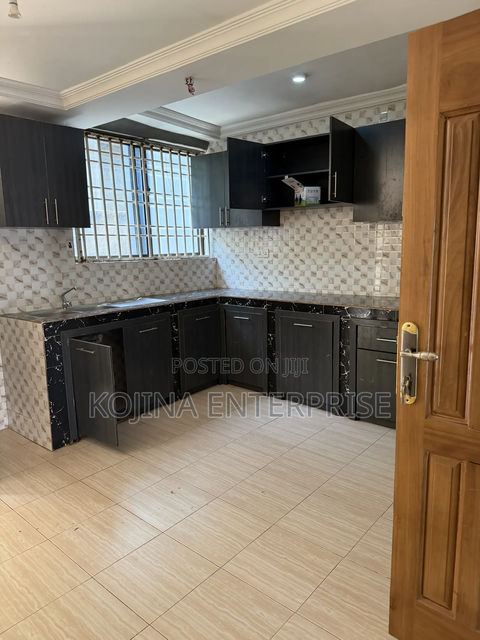 3bdrm Apartment in Atasomanso, Kumasi Metropolitan for rent