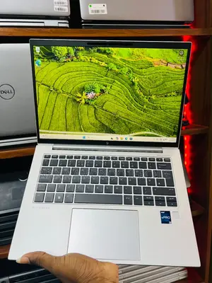 Laptop HP EliteBook 840 G9 8GB Intel Core i7 SSD 512GB