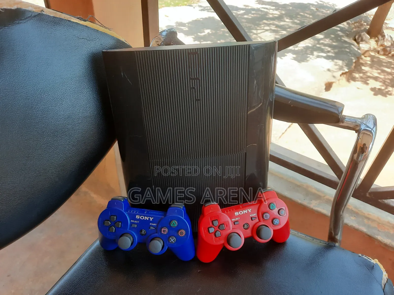 Ps3 Super Slim(500gb) + 20 Games + 2 Controllers