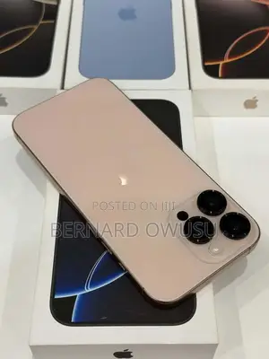 Apple iPhone 16 Pro Max 256 GB Gold