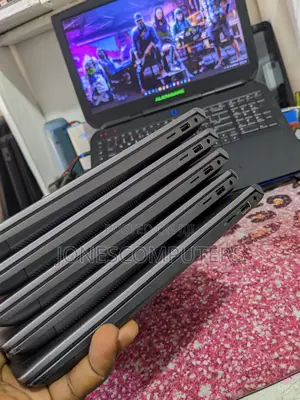 Laptop Dell Vostro 7510 16GB Intel Core i7 SSD 256GB