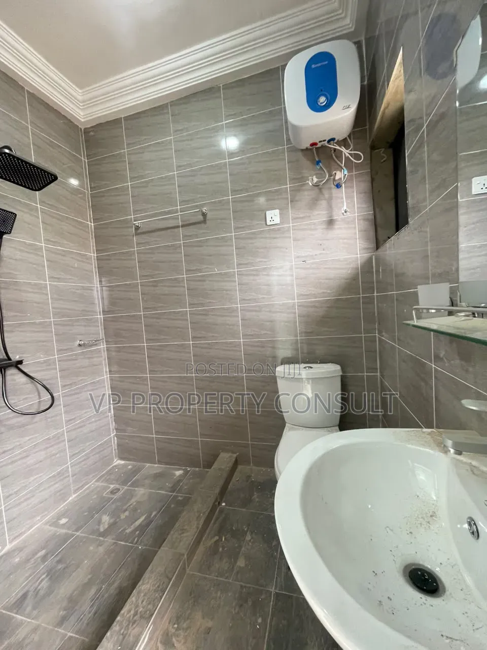 1bdrm Apartment in Estate for rent