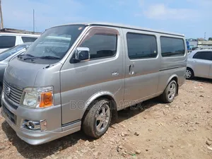 Nissan Caravan (Urvan) 2008 Silver