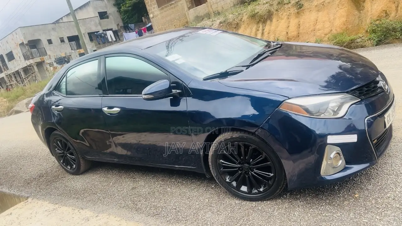 Toyota Corolla S 4dr Sedan (1.8L 4cyl CVT) 2014 Blue
