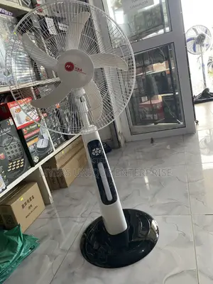 New H a 18" Rechargeable Standing Fan With Remote Control