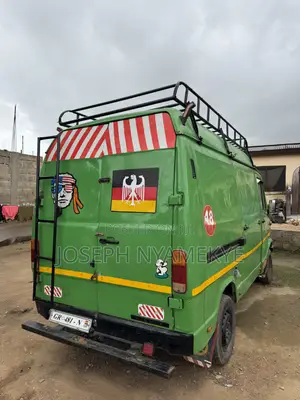 Mercedes-Benz Sprinter 1988 Green
