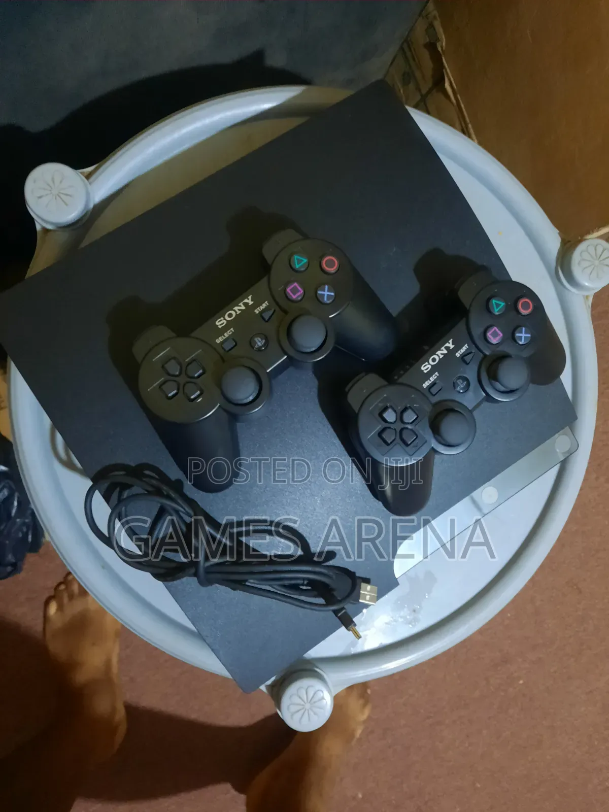 Ps3 Slim + 10 Games + 2 Controllers