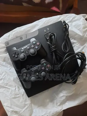 Ps3 Slim + 10 Games + 2 Controllers