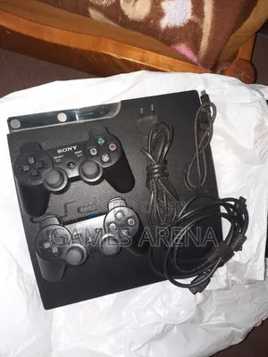 Ps3 Slim + 10 Games + 2 Controllers