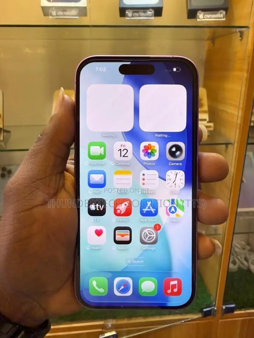 New Apple iPhone 16 128 GB Blue