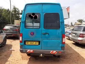 Mercedes-Benz Sprinter 2012 Blue