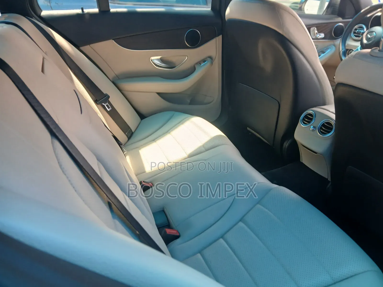 Mercedes-Benz C300 2019 Gray