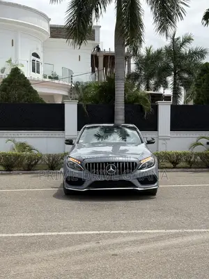 Mercedes-Benz C300 2016 Gray