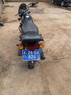 Bajaj Boxer 150 UG 2026 Black