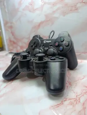 Lanjue Ergonomic 2-in-1 Wired USB Game Pad