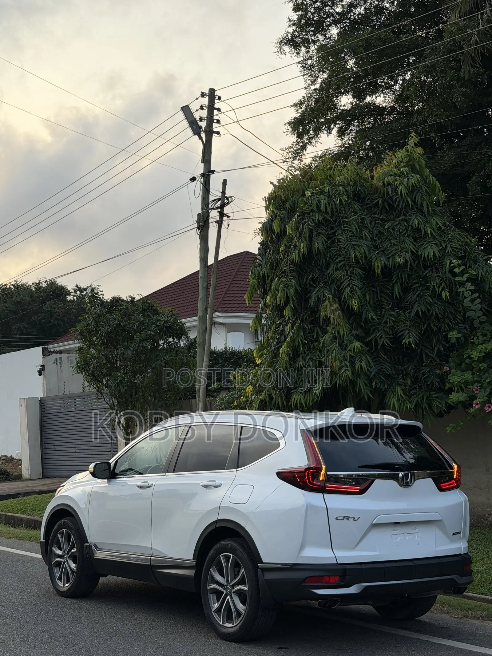 Honda CR-V Touring AWD 2020 White