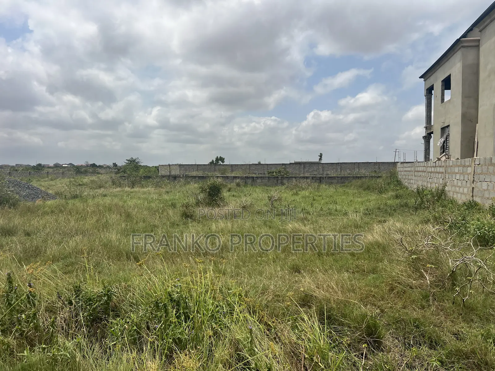 Halve Plot of Land for Sale at KATAMANSO Elegant Homes/State Housing