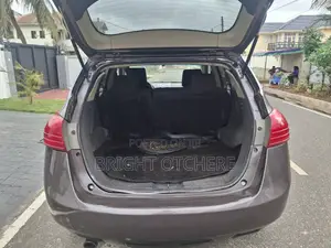 Nissan Rogue S 2013 Brown