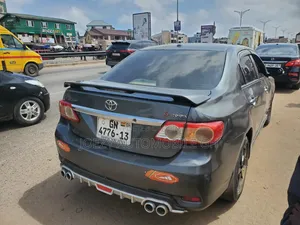Toyota Corolla 2012 Gray