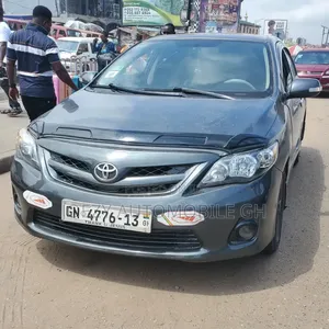 Toyota Corolla 2012 Gray