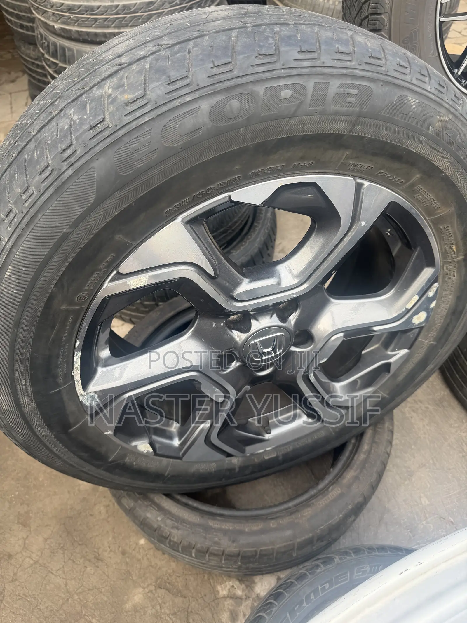 2018 CRV Rim 18 Grey Colour
