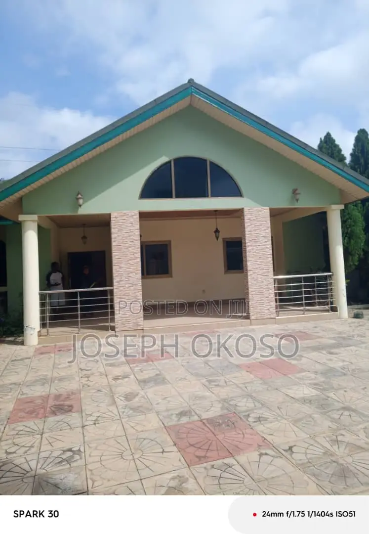 4bdrm House in Little Rock Consult, Dzorwulu for rent